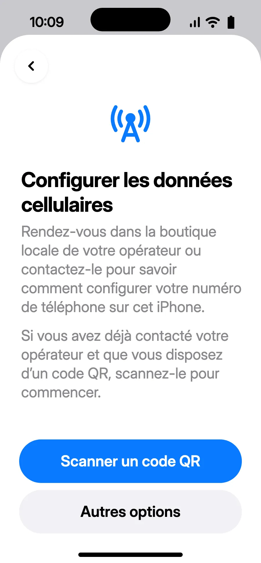 Touchez « Scanner un code QR » et scannez le code QR que nous vous envoyons par e-mail après l'achat (il est aussi dans votre espace client).