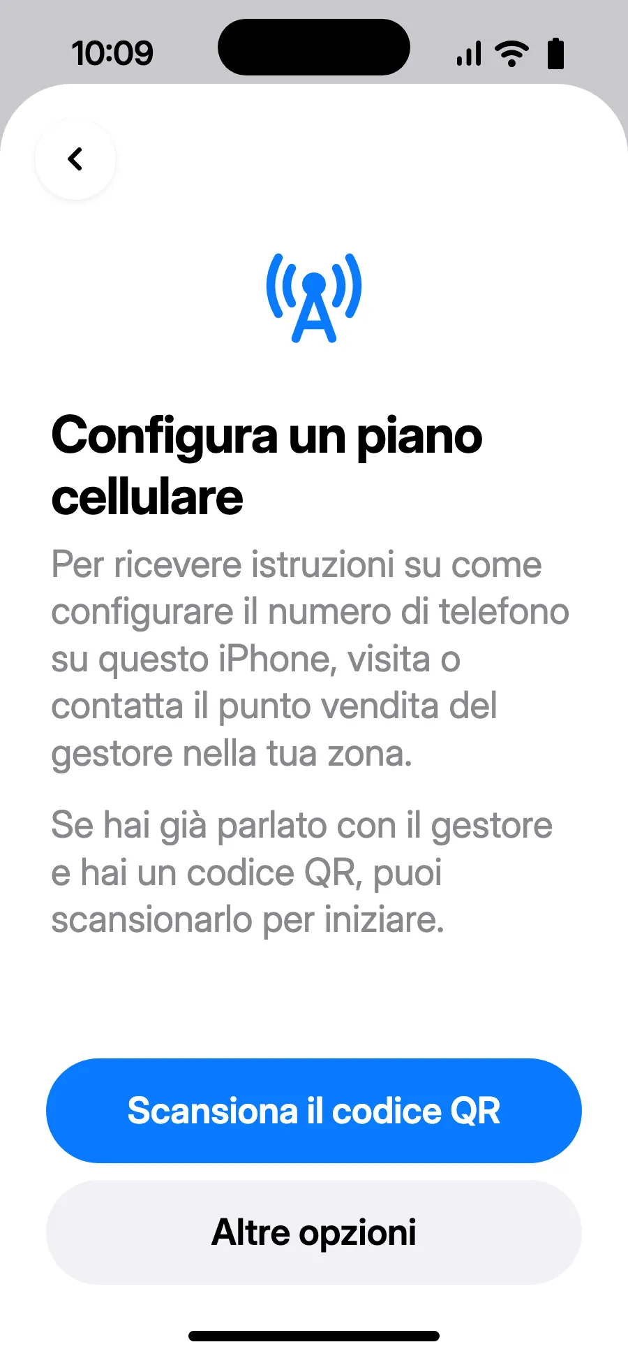 Tocca «Scansiona il codice QR» e inquadra il codice QR che ti inviamo via email dopo l'acquisto (lo trovi anche nel tuo account).