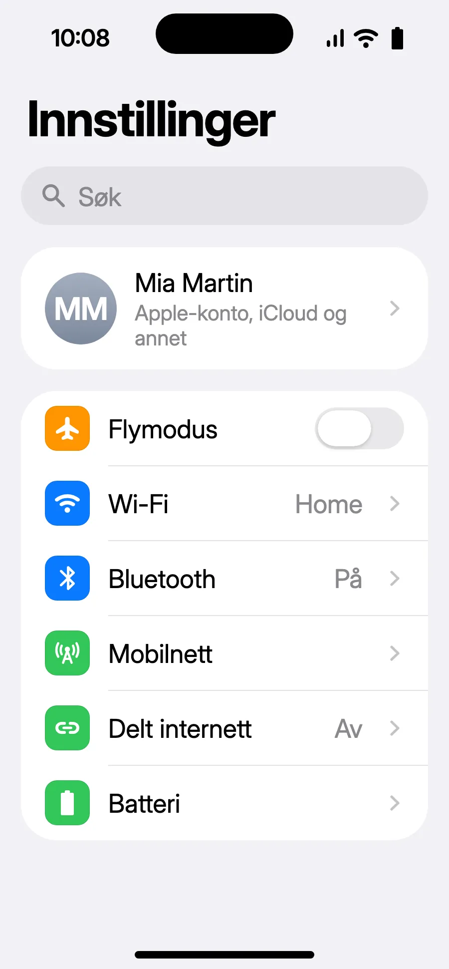 Åpne Innstillinger og deretter Mobilnett.