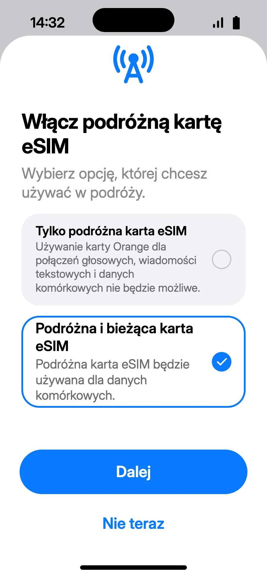 Wybierz „Podróżna i bieżąca karta eSIM”, potem Dalej. Zachowujesz numer do połączeń i SMS-ów (także kodów z banku); operator może naliczyć opłaty za odebrane połączenia.