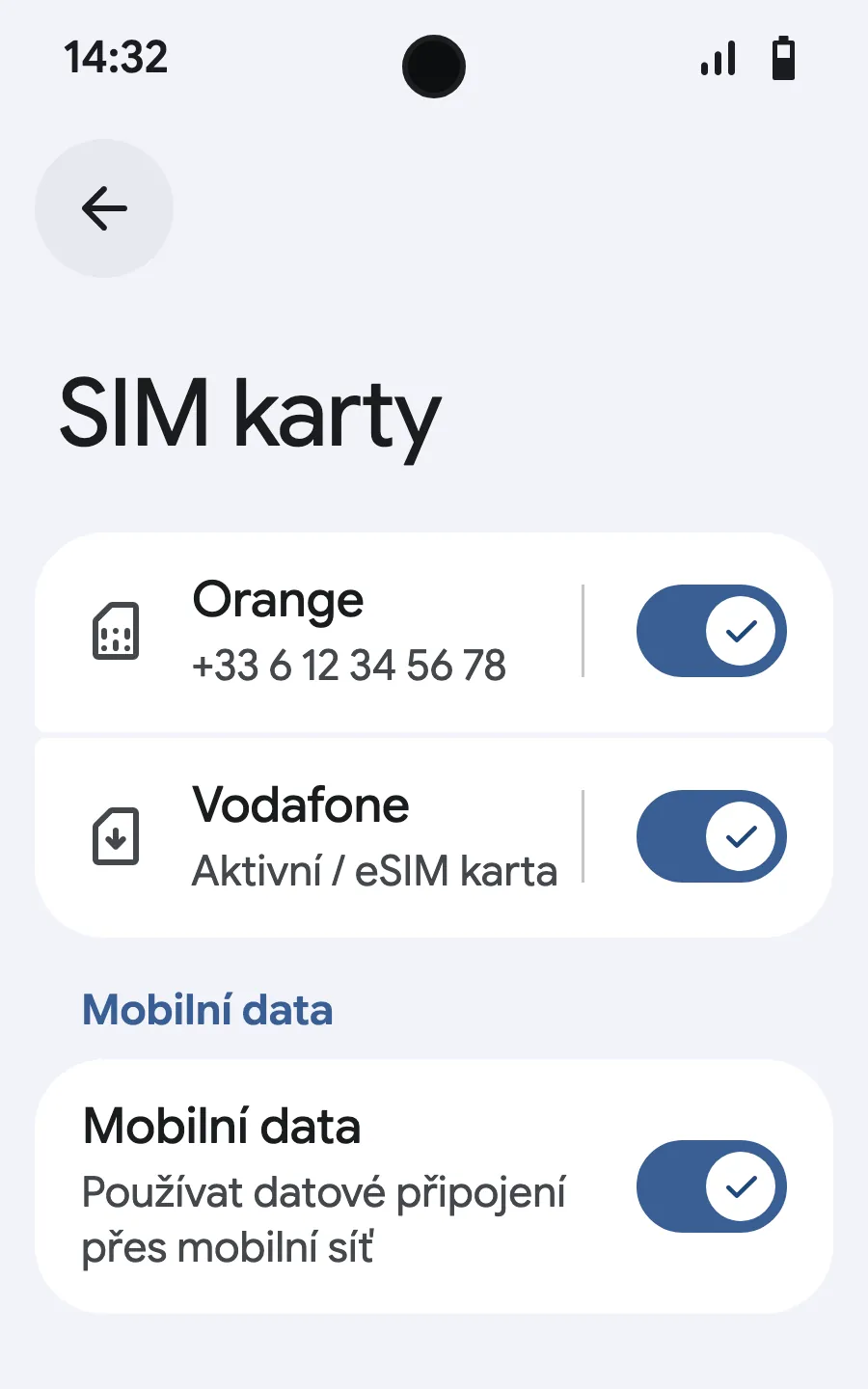 Zapni mobilní data pro novou eSIM.