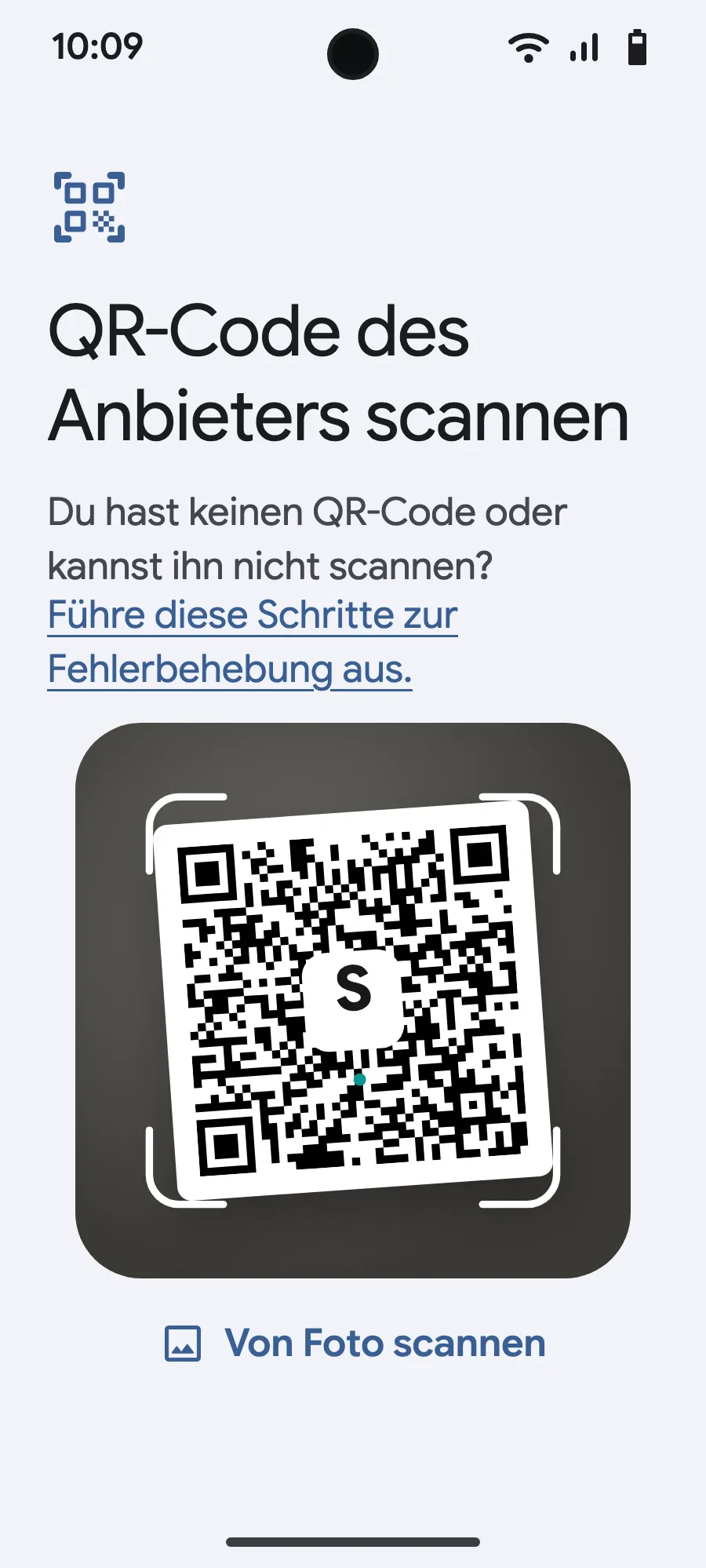 Scanne den QR-Code, den wir dir nach dem Kauf per E-Mail schicken (du findest ihn auch in deinem Konto), und bestätige.