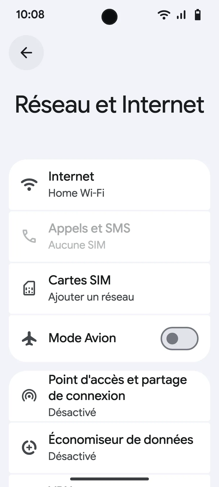 Touchez « Cartes SIM » (Ajouter un réseau).