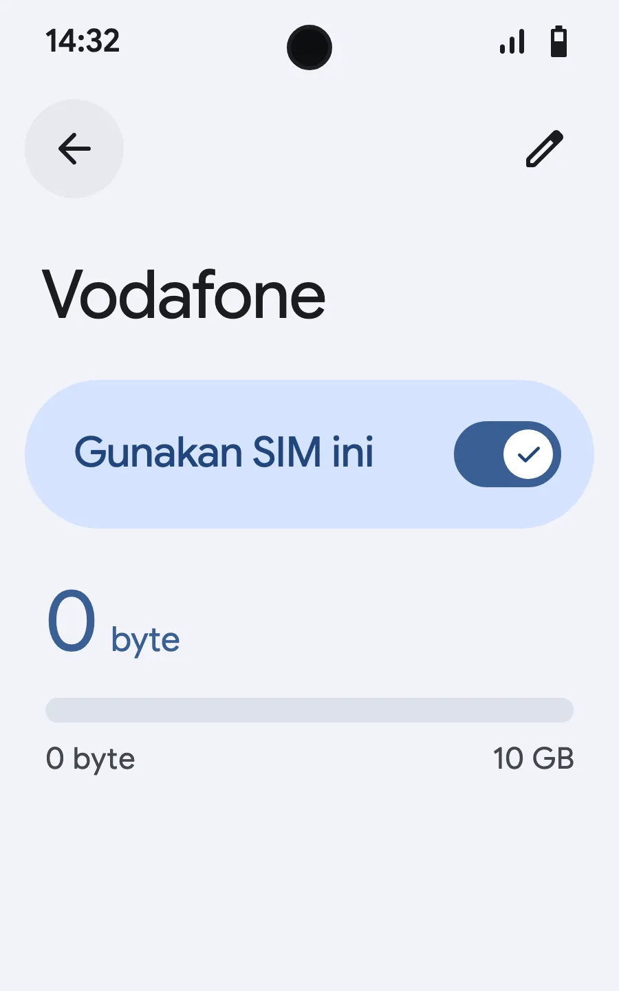Saat tiba, buka eSIM baru Anda (namanya mengikuti operator lokal atau mitra) dan nyalakan “Gunakan SIM ini”.