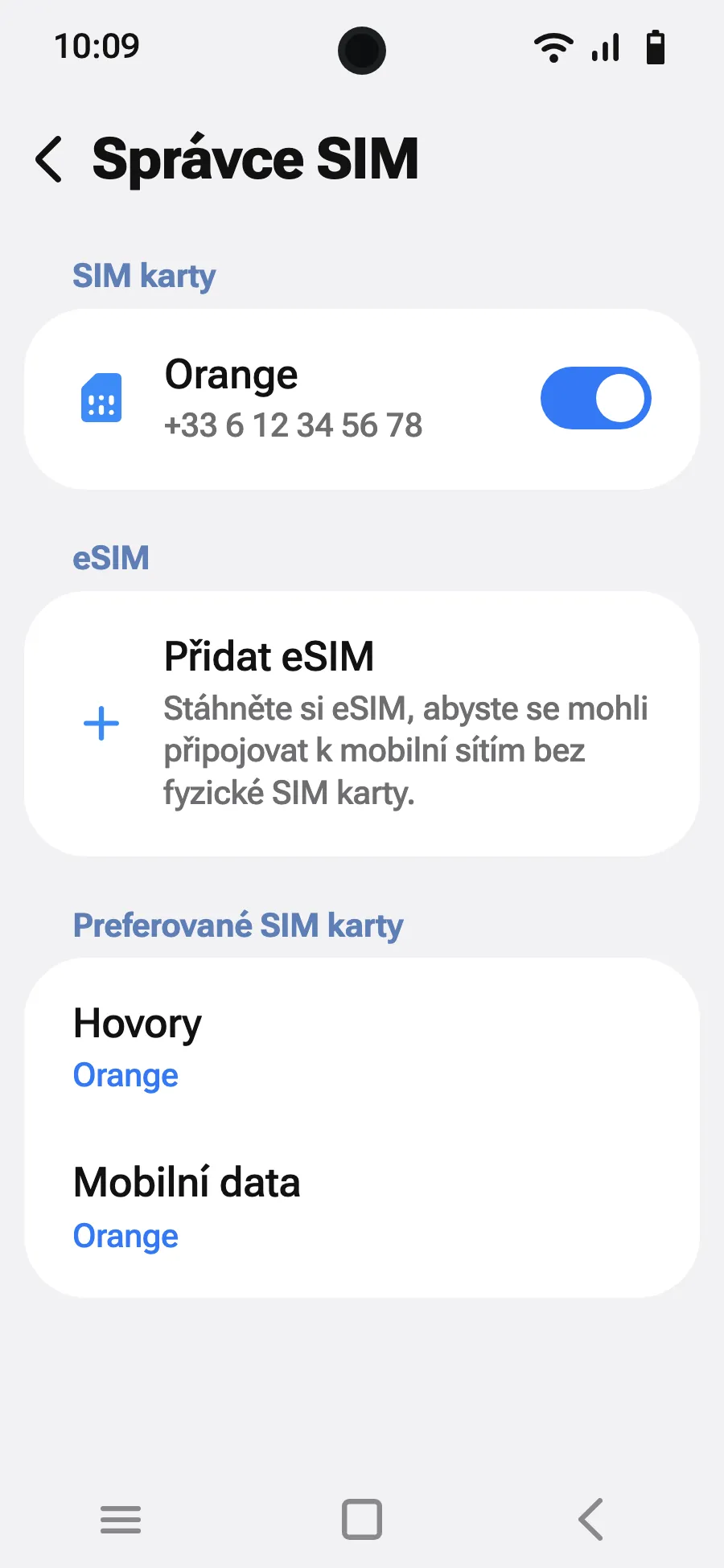 Klepni na „Přidat eSIM“.