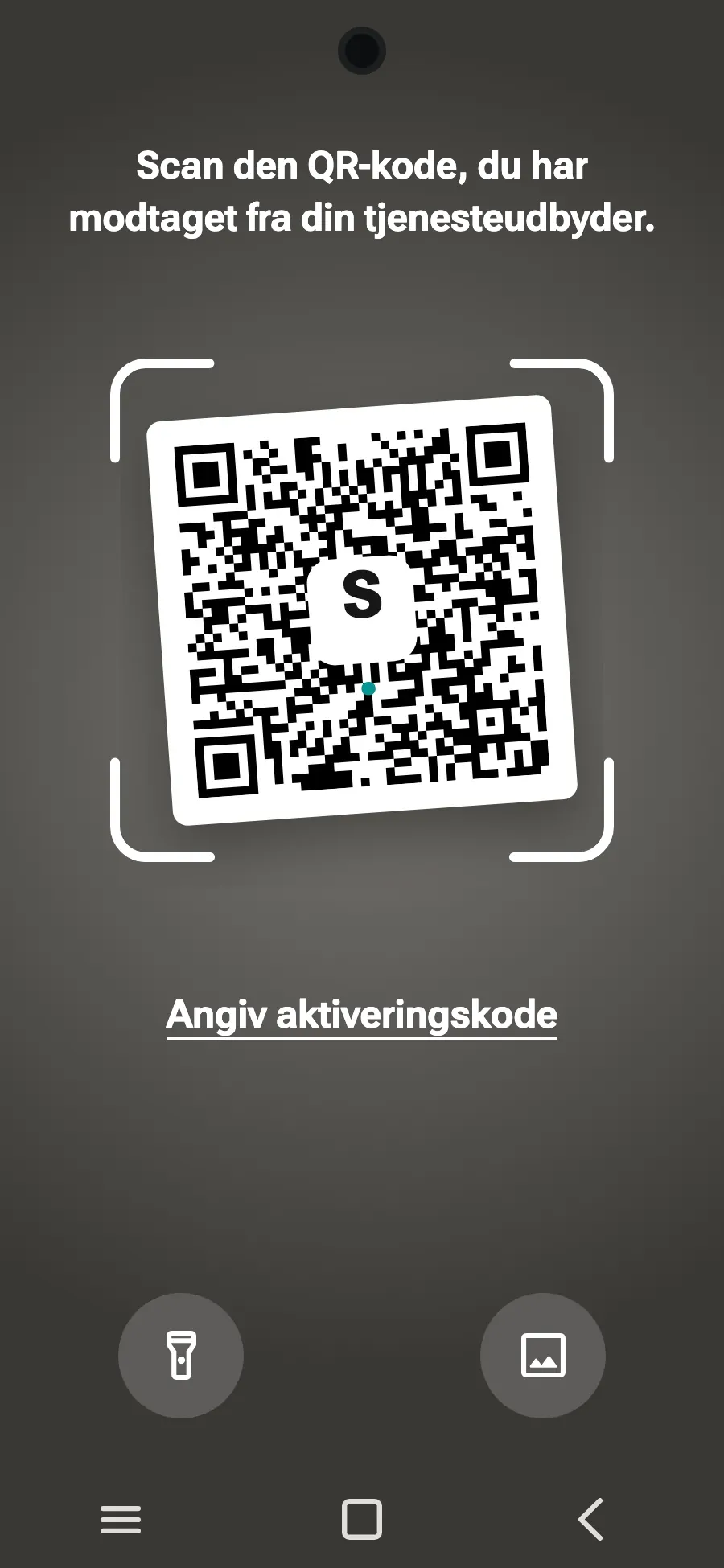 Scan den QR-kode, vi sender dig via e-mail efter købet (den ligger også på din konto), og tryk på Tilføj.
