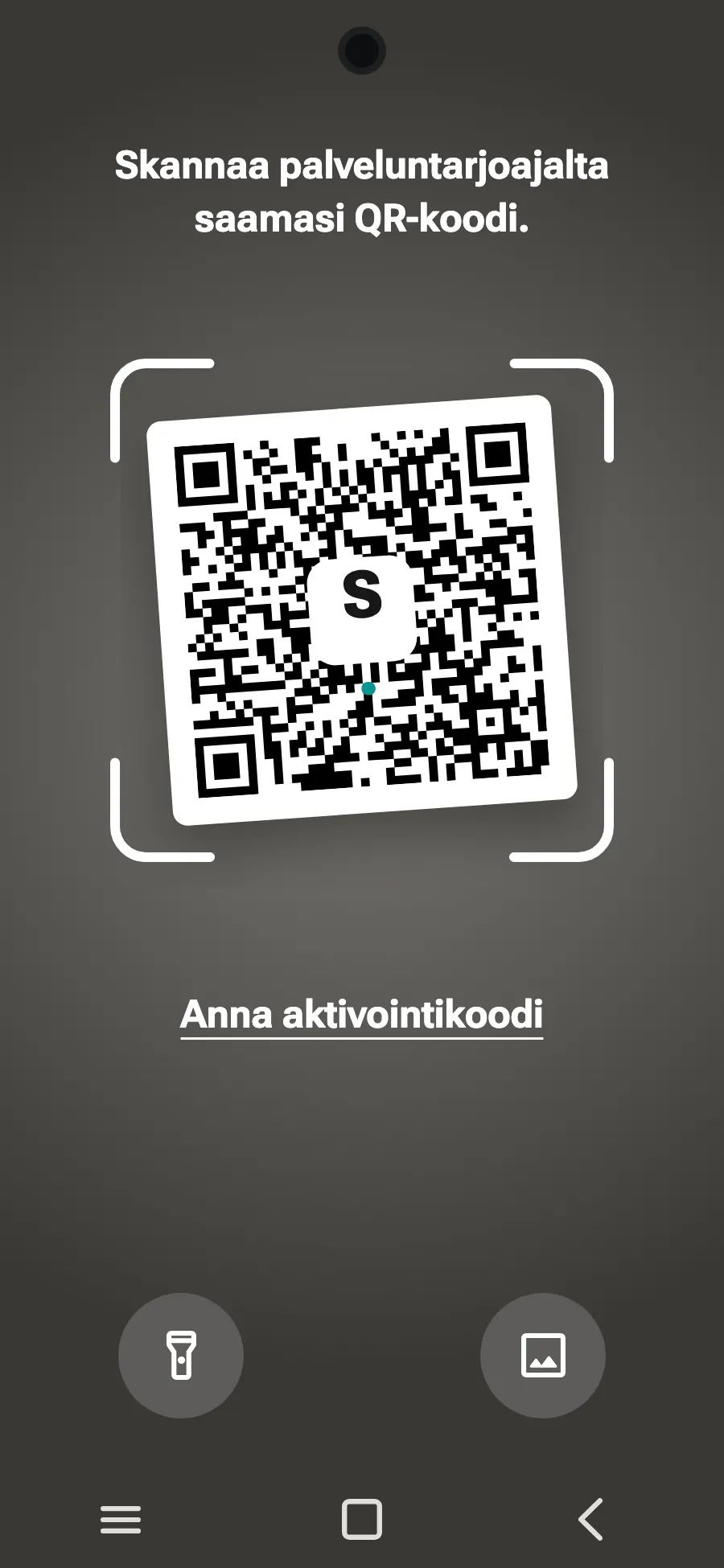 Skannaa QR-koodi, jonka lähetämme sähköpostiisi oston jälkeen (se löytyy myös tililtäsi), ja napauta Lisää.