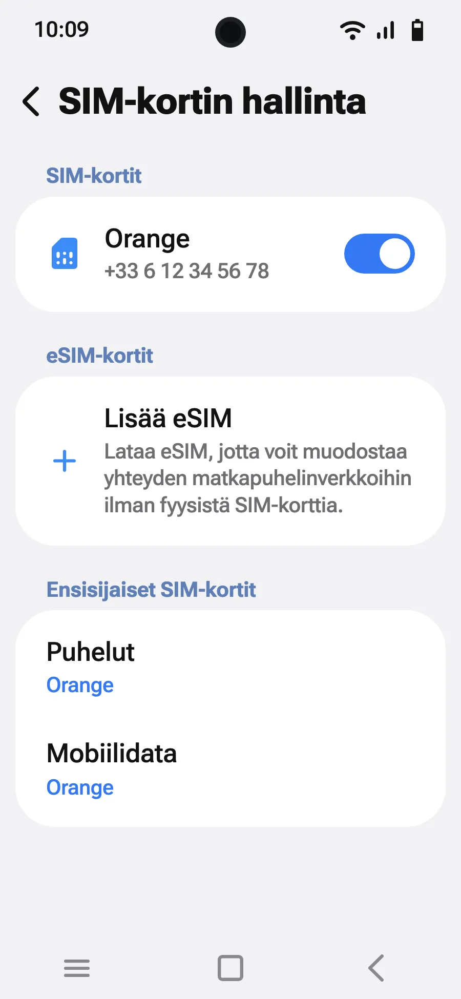 Napauta ”Lisää eSIM”.
