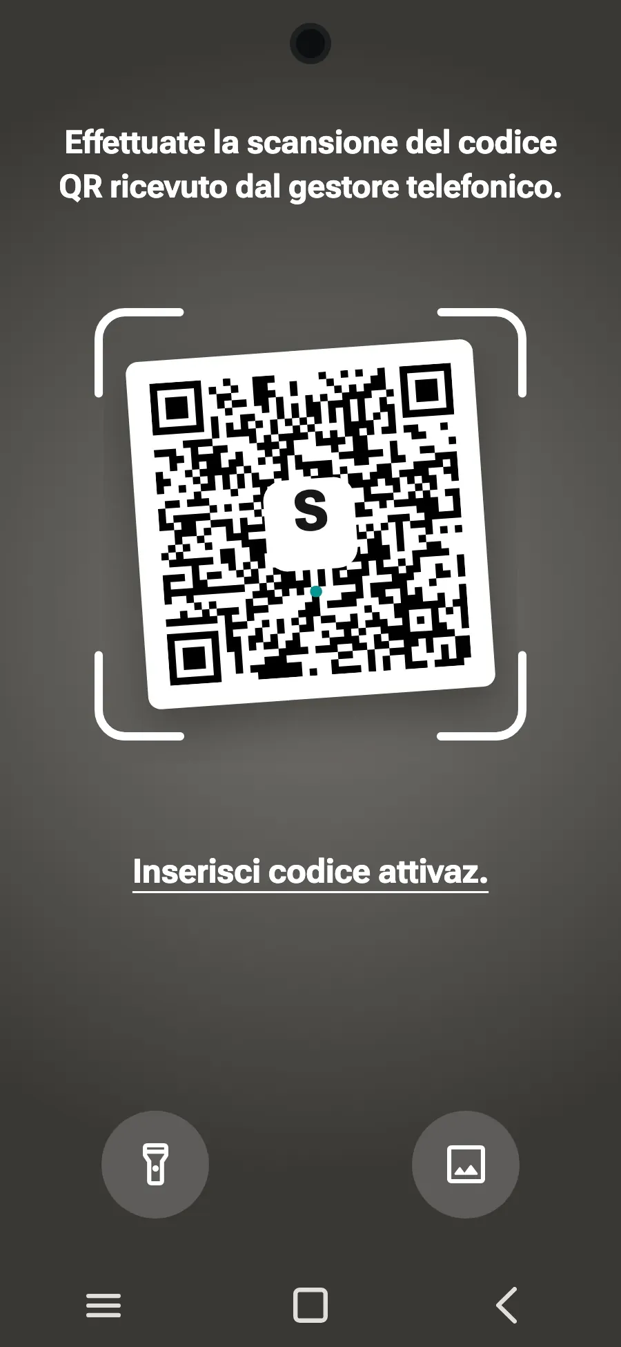 Inquadra il codice QR che ti inviamo via email dopo l'acquisto (lo trovi anche nel tuo account), poi tocca Aggiungi.