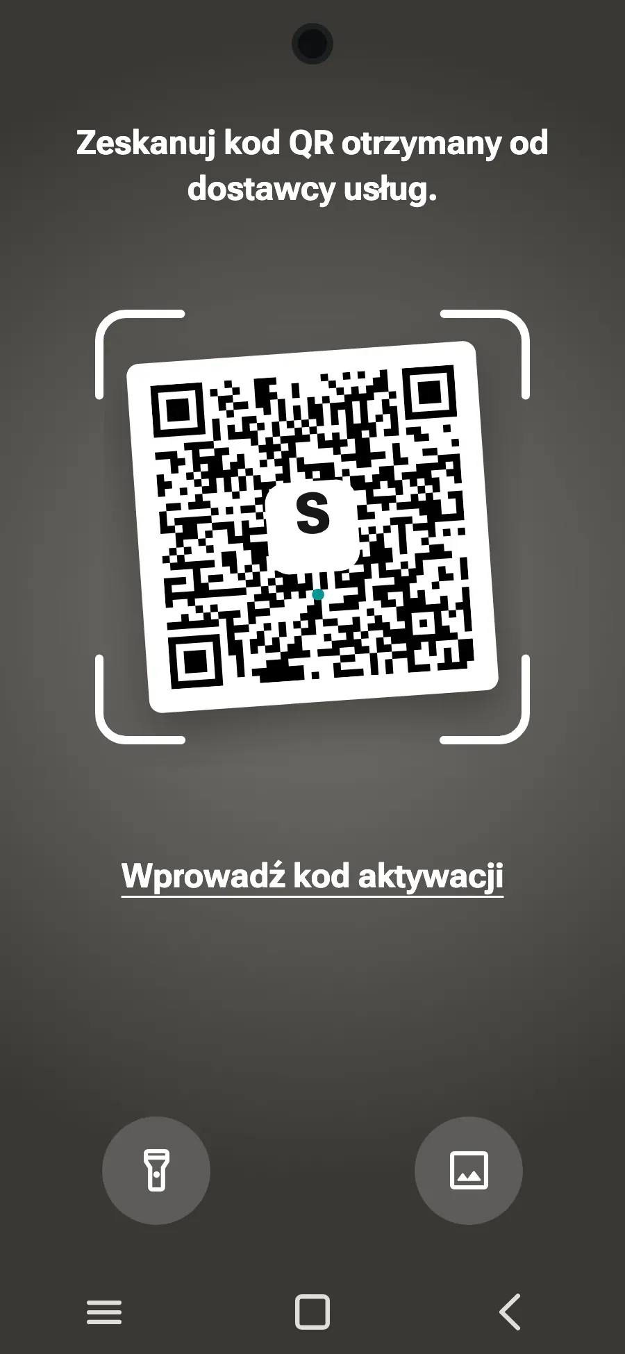 Zeskanuj kod QR, który po zakupie wyślemy Ci e-mailem (znajdziesz go też na swoim koncie), i stuknij Dodaj.