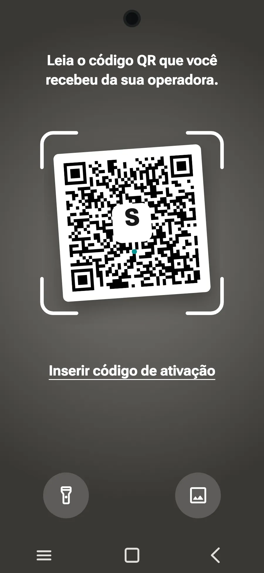 Escaneie o código QR que enviamos por e-mail após a compra (ele também fica na sua conta) e toque em Adicionar.